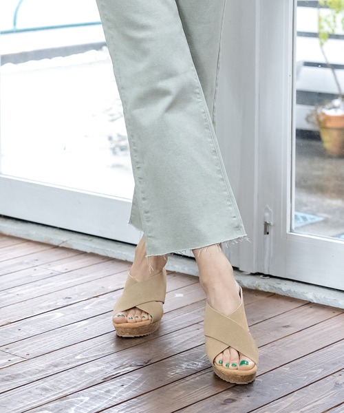 Balancoire サンダル ふかふかクッションインソールのワイドクロスバンドウエッジサンダル レディース - 画像 (4)