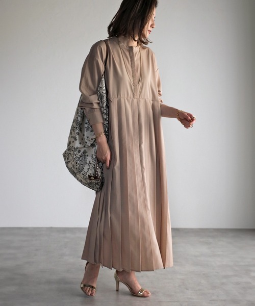 Bonjour Sagan ワンピース プリーツ切替バンドカラーワンピース - 画像 (3)