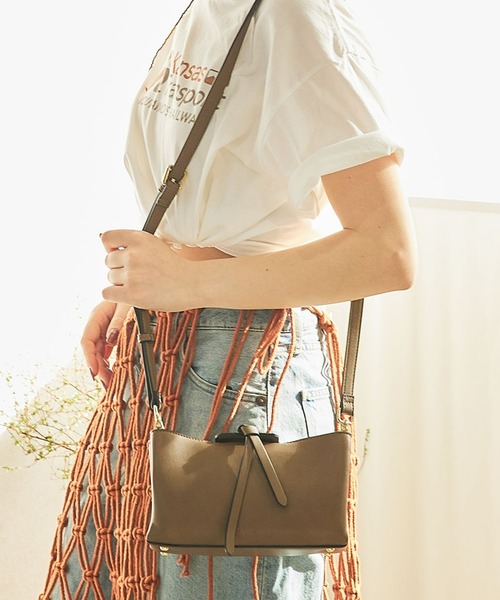 Ungrid ショルダーバッグ バッグ 「Ungrid/アングリッド」アンティークPUレザー 両アオリポケット スマホ&パスポート入れ ミニ ショルダーバッグ レデ - 画像 (4)