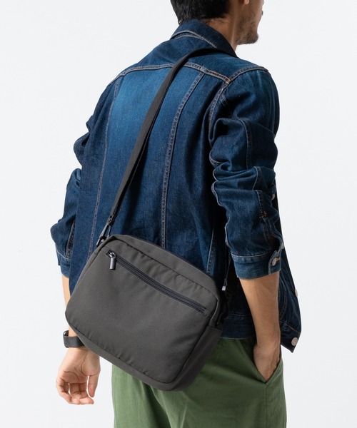 MURA ショルダーバッグ サスティナブル R-PET 撥水抗菌 7ポケット 大容量 スクエア メンズ レディース - 画像 (9)