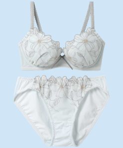 AMPHI(ワコール) ブラジャー ショーツセット 「まる胸メイク」ブラ＆ショーツセット エンブロイダリーレース