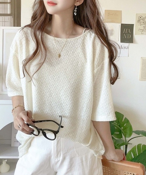 classicalelf tシャツ 凸凹としたデザインが特別な雰囲気を纏う。シャーリング半袖Tシャツ レディース - 画像 (3)