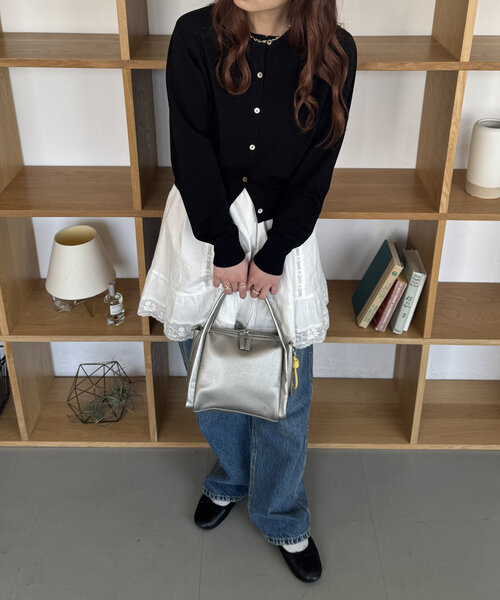 Discoat ショルダーバッグ バッグ チャーム付ソフトスクエアショルダーバッグ レディース - 画像 (8)