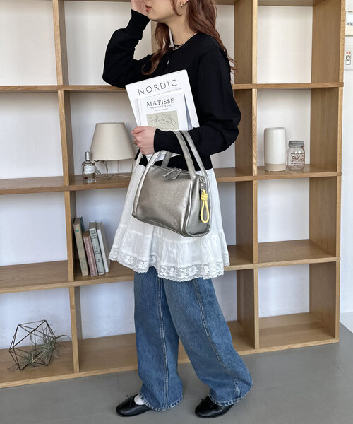 Discoat ショルダーバッグ バッグ チャーム付ソフトスクエアショルダーバッグ レディース - 画像 (7)