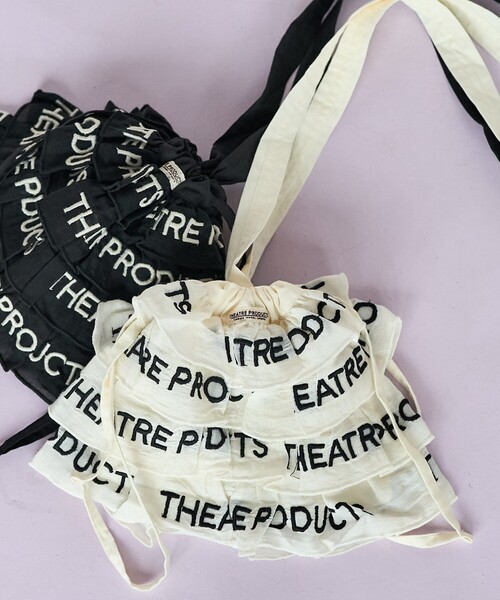 FREAK'S STORE ショルダーバッグ バッグ THEATRE PRODUCTS × STORE/シアタープロダクツ 別注 ロゴ刺繍 フリルティアードショル - 画像 (3)
