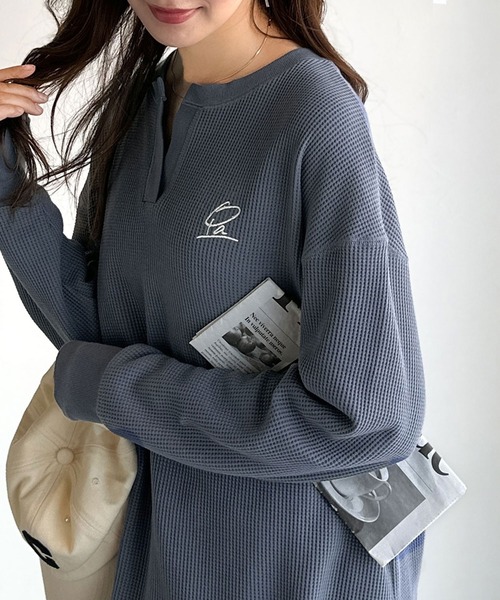 classicalelf tシャツ 洒落感アップのこなれT。胸刺繍ワッフルオーバーサイズキーネックロンT(長袖) レディース - 画像 (6)