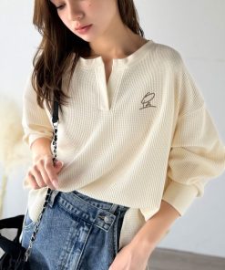 classicalelf tシャツ 洒落感アップのこなれT。胸刺繍ワッフルオーバーサイズキーネックロンT（長袖） レディース