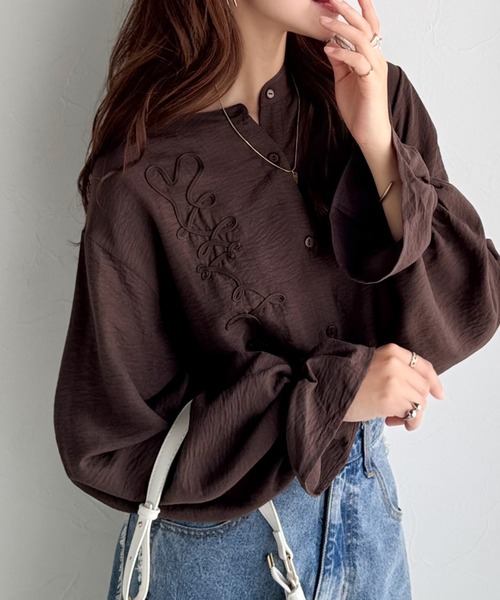 classicalelf ブラウス シャツ ”迎え秋ブラウス”にこれ一択。袖ぽわん、胸元ひとくせが大人かわいい♪コード刺繍キャンディスリーブシャツ(長袖) レディース - 画像 (4)