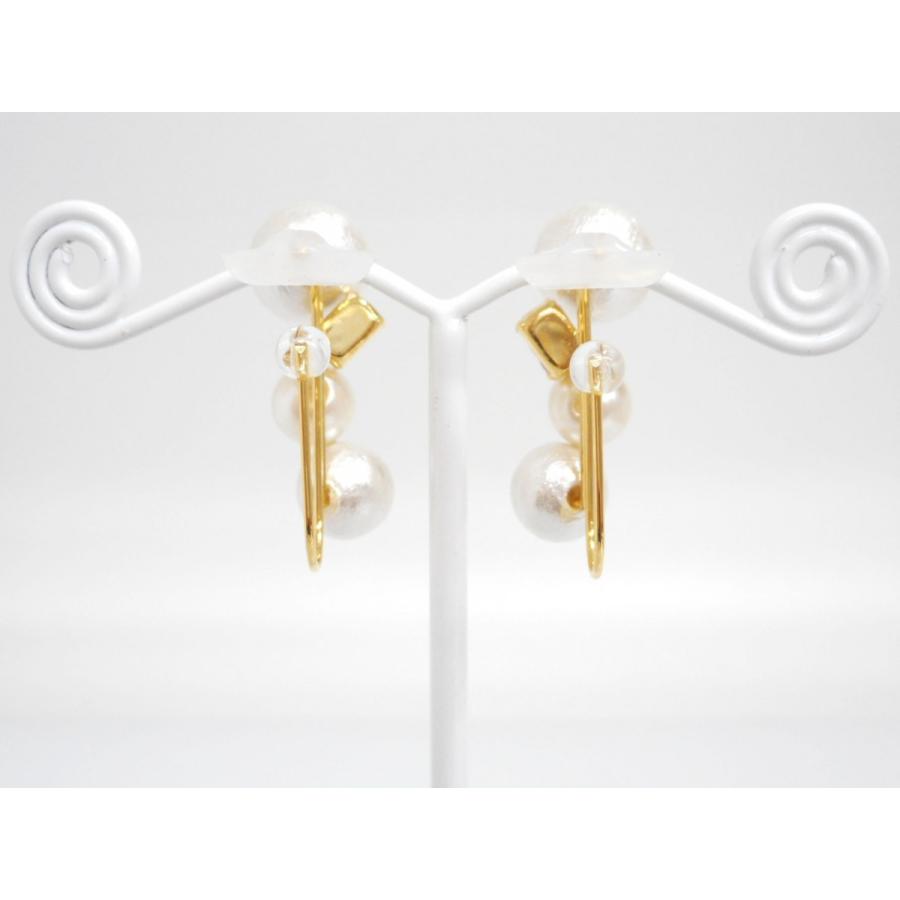 痛くないイヤリング コットンパール クリスタル ゴールド ピナチョコ - 画像 (5)