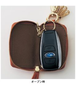 Disney キーケース カギ収納 カギ スマートキー 雑貨 ファッション雑貨 栃木レザー 牛革 キャラクター かわいい シンプル プレゼント ギフト 贈り物 おしゃれ