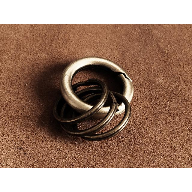 アンティークゴールド 丸型カラビナ キーホルダー(小サイズ)キーリング 丸い ブロンズ 二重カン ベルトループ キーチェーン ナスカン