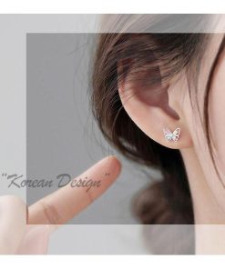ピアス アレルギー対応 レディース 蝶々 バタフライ 韓国ファッション キラキラ おしゃれ アクセサリー ポイント消化 誕生日 母の日 プレゼント
