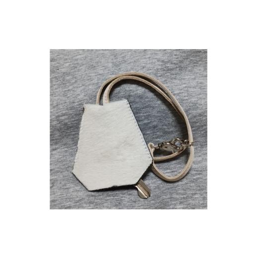 ふるさと納税 小物 大阪府 豊能町 キーカバー 大 ホースヘアー(馬革)・ホワイト 1657326