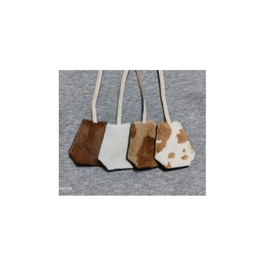 ふるさと納税 小物 大阪府 豊能町 キーカバー 大 ホースヘアー(馬革)・ホワイト 1657326 - 画像 (2)