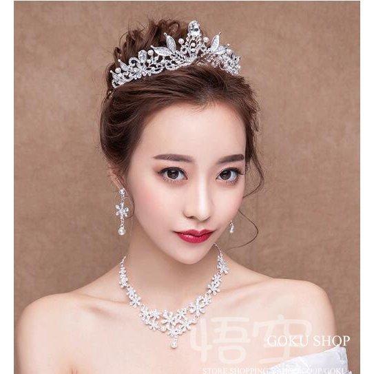 花嫁 ヘッドドレス ティアラ 結婚式 安い 王冠 バロック 髪飾りネックレス ブライダル イヤリング 3点セット 演奏会/二次会/披露宴/発表会