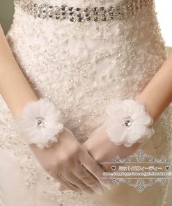 ウエディンググローブ ショートグローブ ウェディング手袋 ブライダル 結婚式 花嫁 二次会 披露宴 前撮り パーティー オフホワイト 花 フラワー 透かし