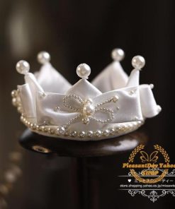 ウエディングヘッドドレス ティアラ クラウン 王冠 サテン パール リボン ウェディング 花嫁 結婚式 披露宴 ブライダル 二次会 前撮り パーティー 韓国風 可愛い