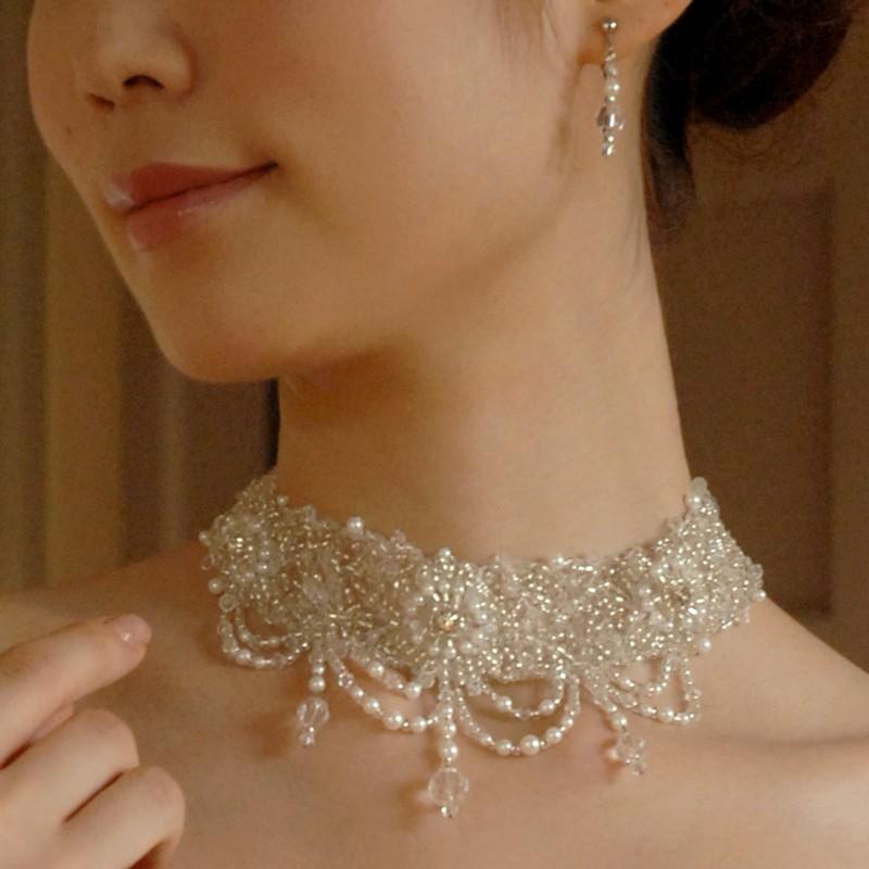 ビーズ・チョーカーネックレス